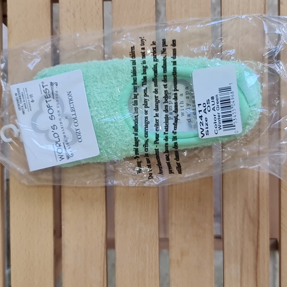 🛍3/$30🛍 🎁 World's Softest Footsie Sock with Grip Bottom - Picture 2 of 4